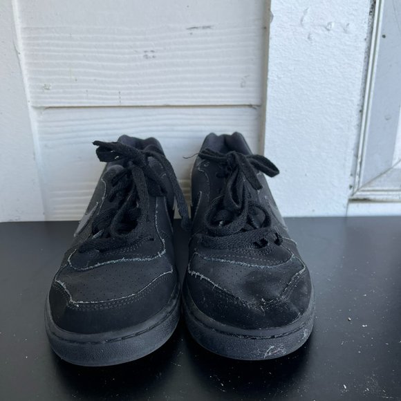 Nike Kids Court Borough Low 2 Grade School Black Shoes Sneakers Size 3.5 - Picture 3 of 12